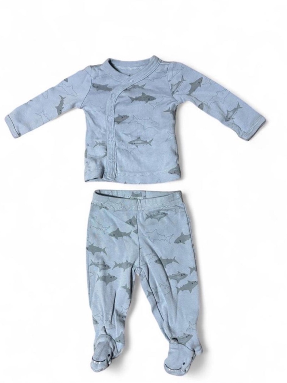 Carter's newborn baby boy blue shark print 2 piece set #babyboy #sharks